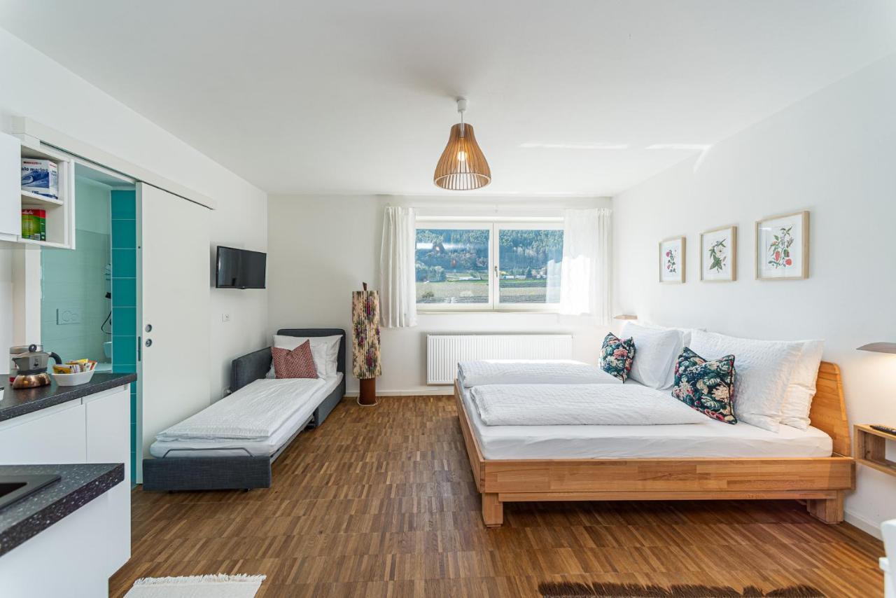 Apartment Le Rose Di Marianne - Ovest Vahrn Bagian luar foto