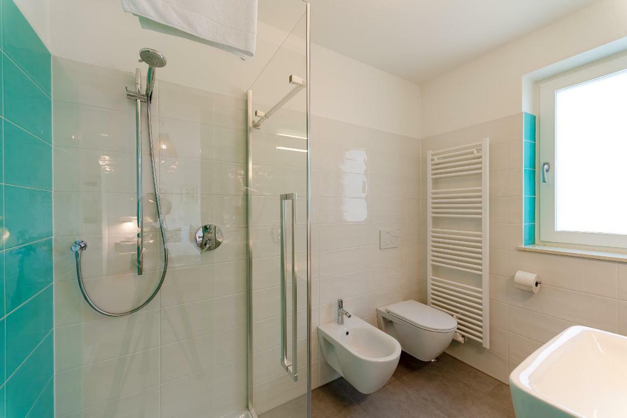 Apartment Le Rose Di Marianne - Ovest Vahrn Bagian luar foto